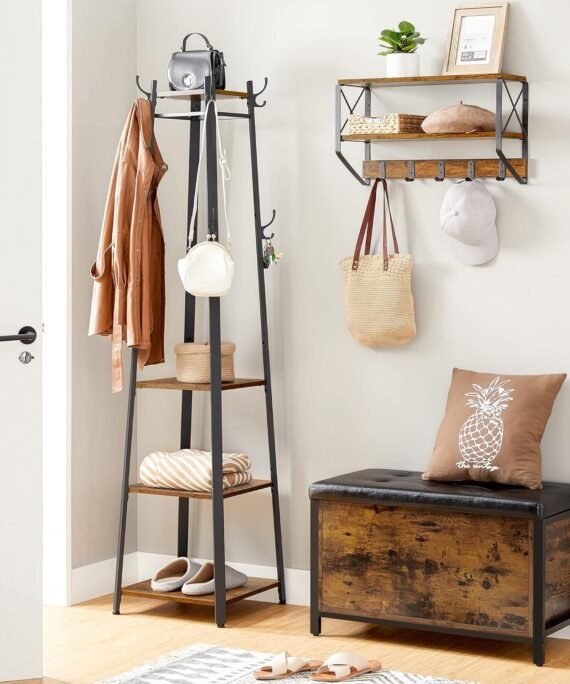 Mēteļu pakaramais ar 3 plauktiem