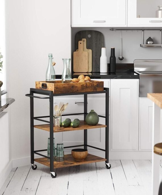 Virtuves servēšanas plaukts